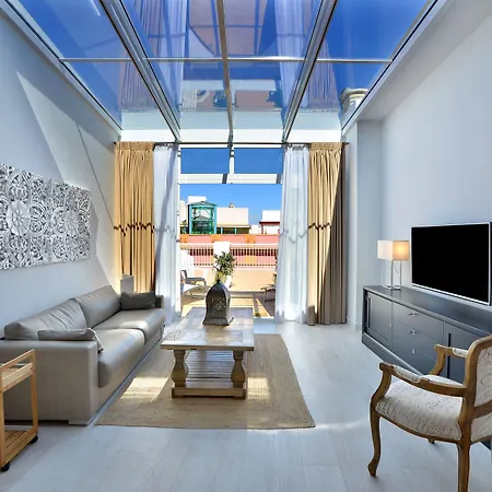アパート El Armador Casa Palacio By Luxury カディス