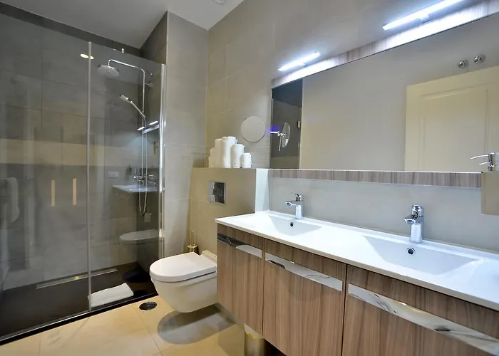 El Armador Casa Palacio Кадис